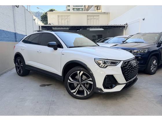 AUDI Q3 2.0 40 TFSI GASOLINA SPORTBACK PERFORMANCE BLACK PLUS QUATTRO TIPTRONIC
